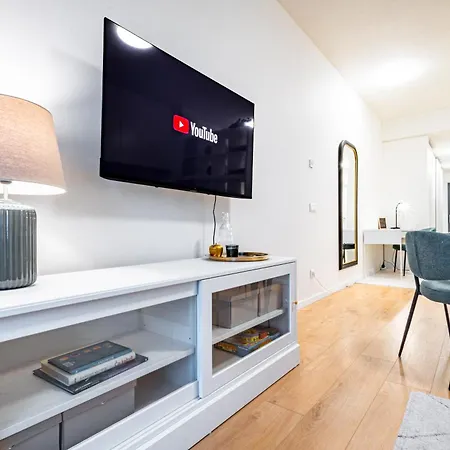 Breezy & Fresh Emerald - Garage & Balcony * Bratysława