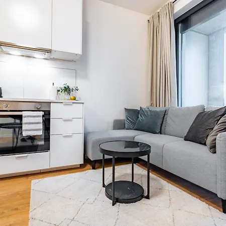 Apartment Breezy & Fresh Emerald - Garage & Balcony *