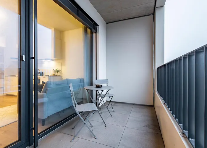 Breezy & Fresh Emerald - Garage & Balcony Bratysława