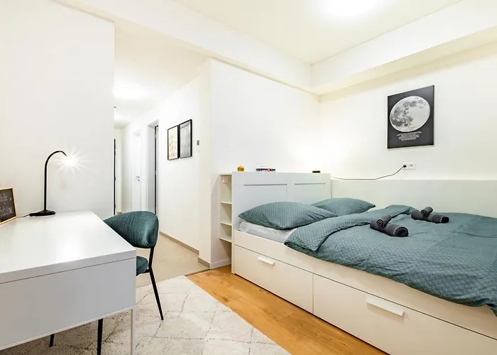 Apartamento Breezy & Fresh Emerald - Garage & Balcony