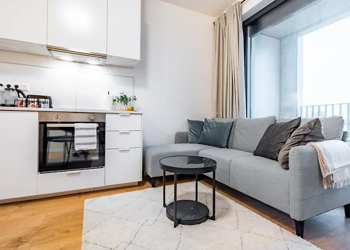 Appartamento Breezy & Fresh Emerald - Garage & Balcony *